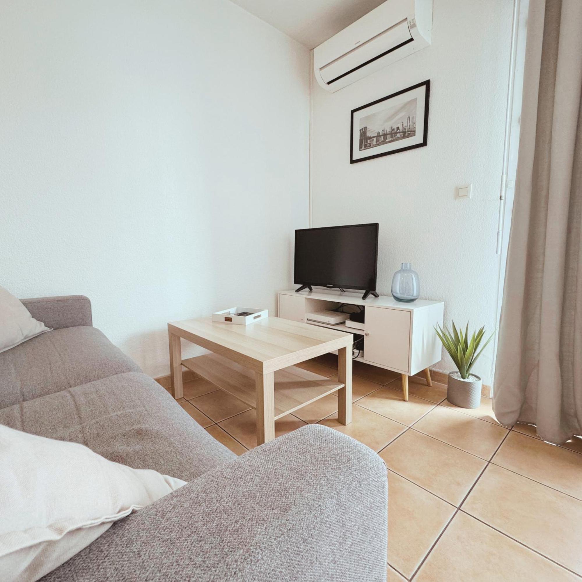 Appartement Residence Prive Avec Parking Wifi Clim Piscine Avignon Eksteriør billede