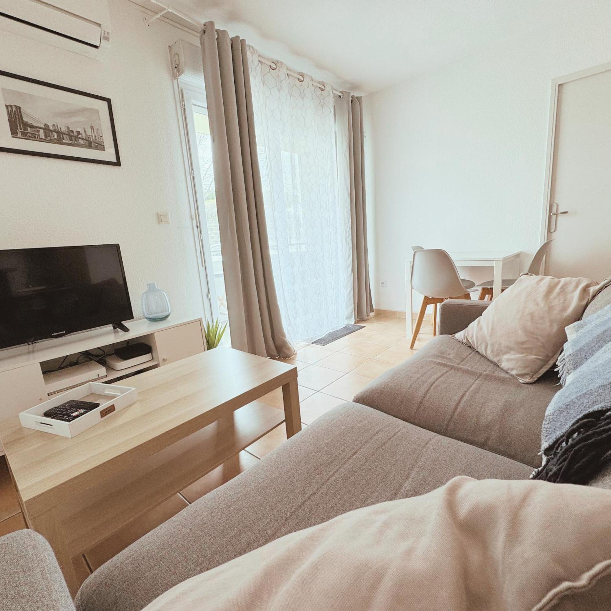 Appartement Residence Prive Avec Parking Wifi Clim Piscine Avignon Eksteriør billede