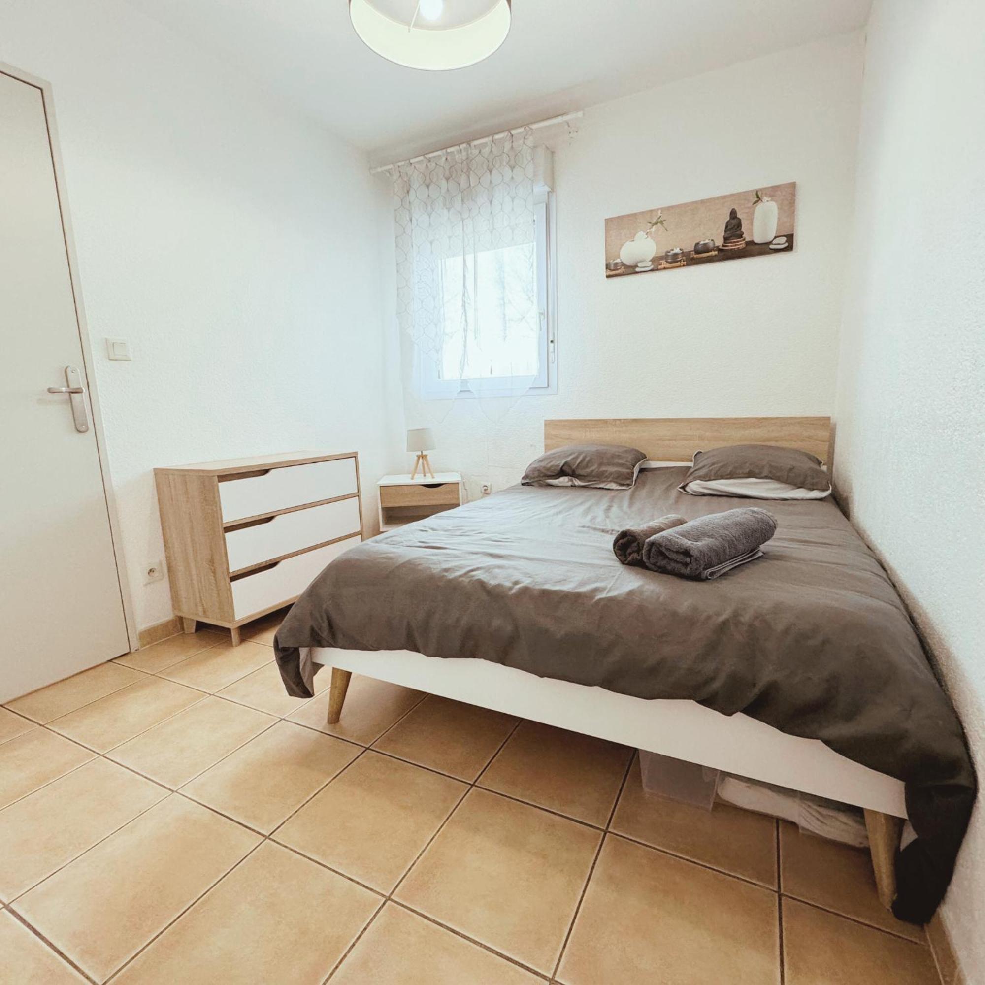 Appartement Residence Prive Avec Parking Wifi Clim Piscine Avignon Eksteriør billede